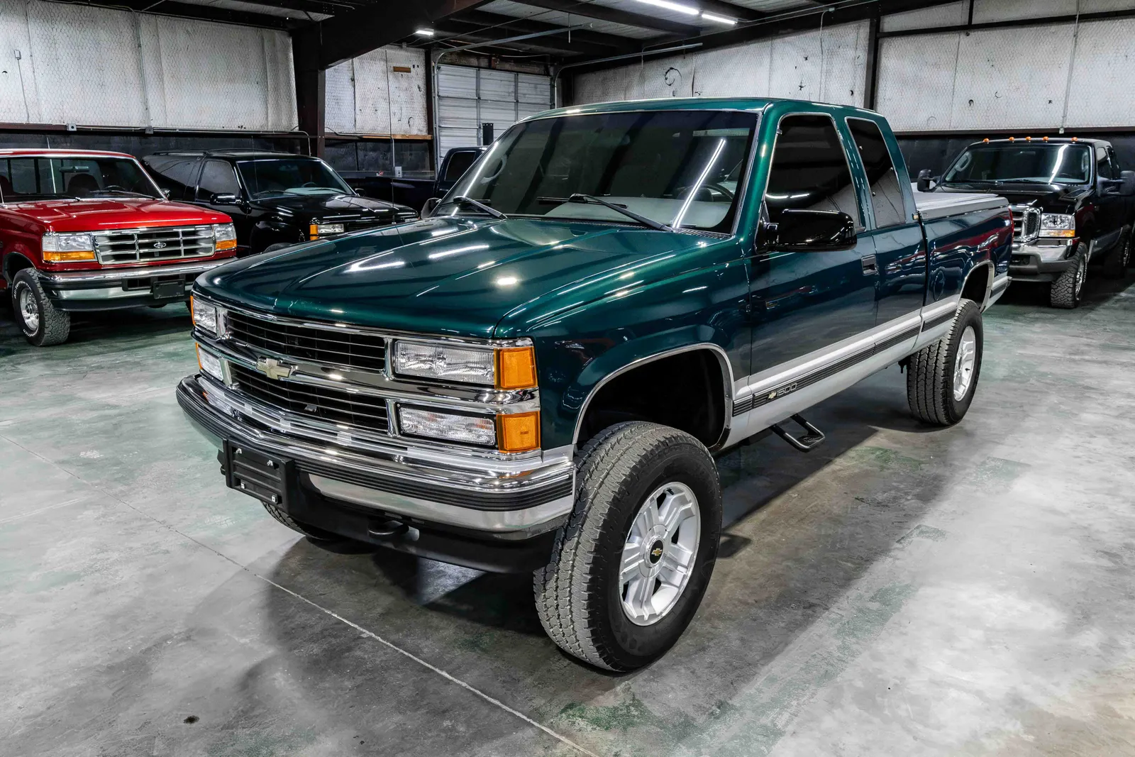 1995-Chevrolet-K1500-Emerald Green Metallic-223119-33.jpg